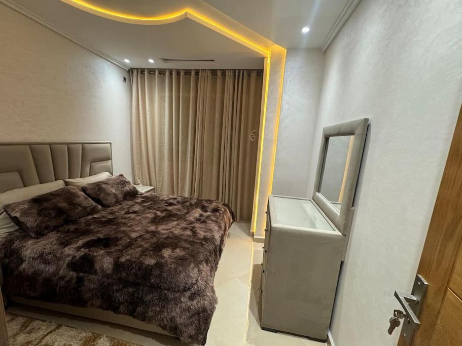 Family-Sized Cosy Apartment Λαράς Εξωτερικό φωτογραφία