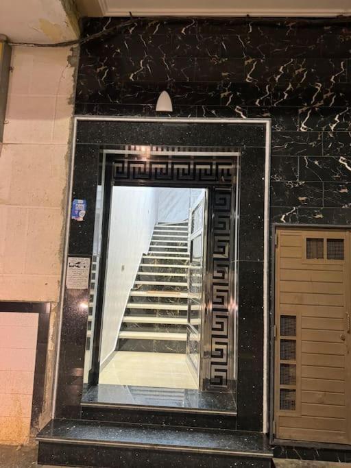 Family-Sized Cosy Apartment Λαράς Εξωτερικό φωτογραφία